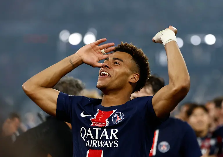 41181b85767ac4be1f5107f31c627fec