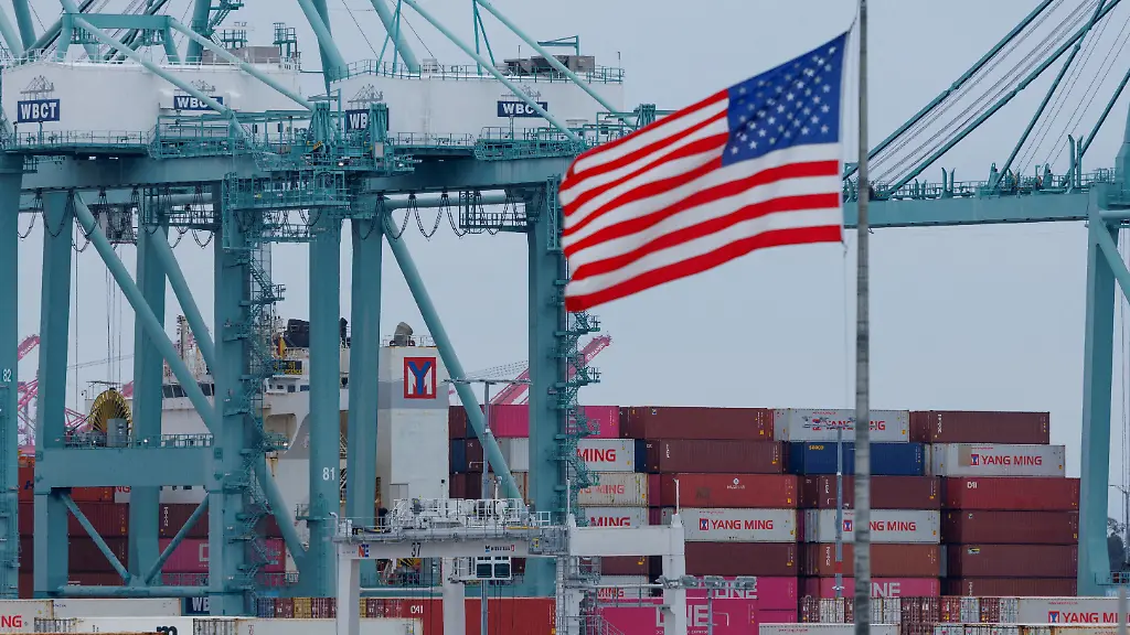 81148c33ad479cea9c4ad4e3e25073ce