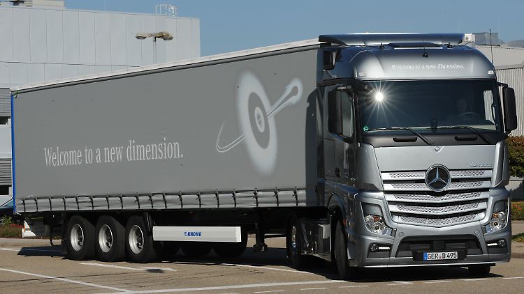 Daimler fährt mit neuer Actros-Generation schweres Geschütz gegen die neue Konkurrenz auf.