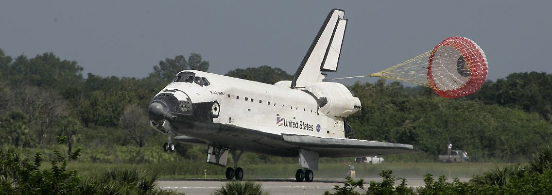 Die Endeavour ist perfekt gelandet.