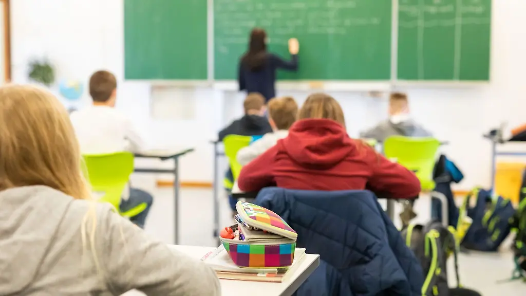 Der-Verband-der-Realschullehrer-will-erreichen-dass-es-kuenftig-auch-fuer-Realschulen-eine-verbindliche-Grundschulempfehlung-gibt-Dafuer-sammelt-der-Verband-derzeit-Unterschriften