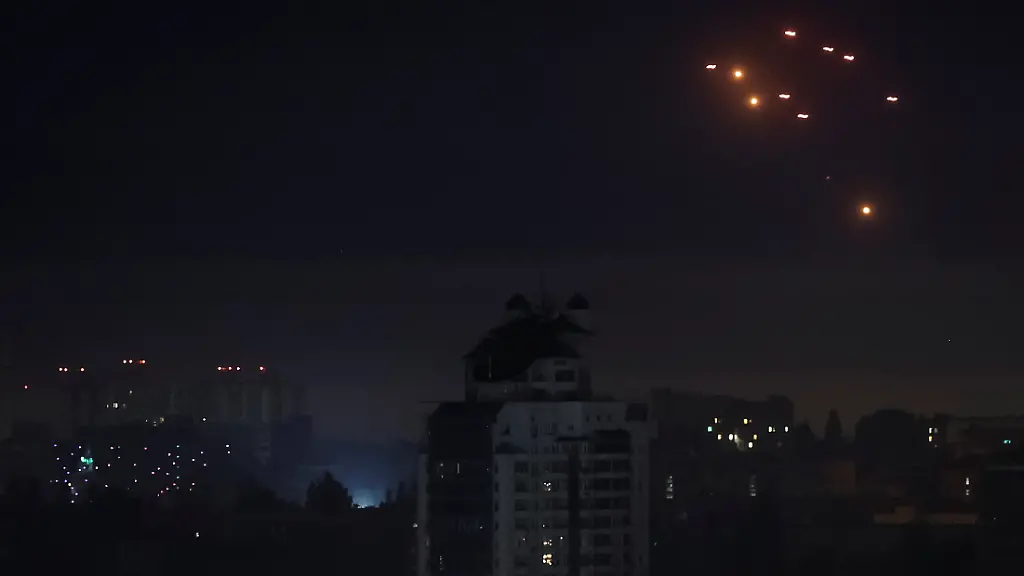 b3ff26eb63fdc23dd5c9c12e02970772