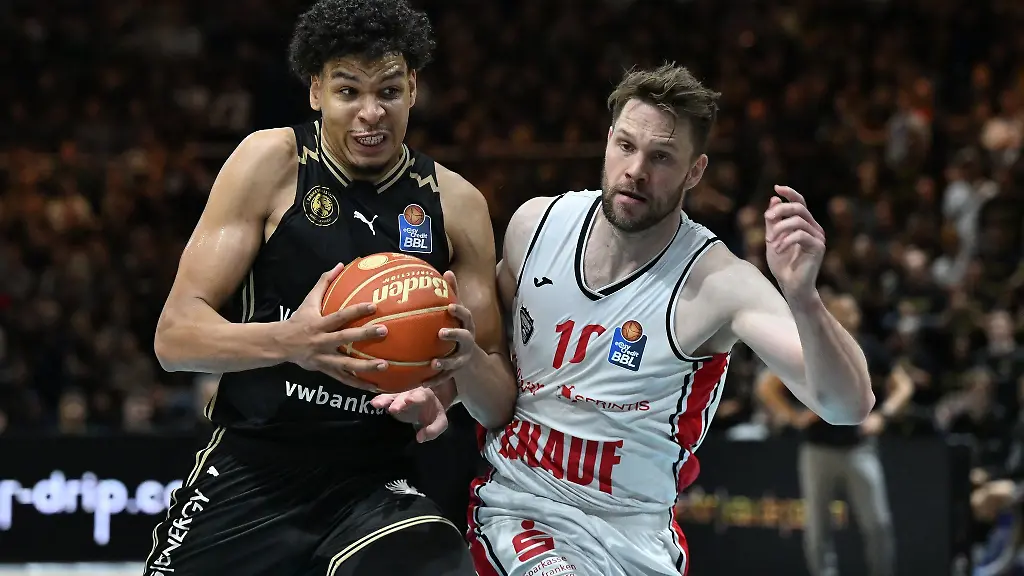 Sananda-Fru-ueberzeugte-gegen-Wuerzburg