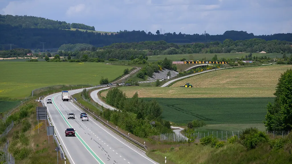 Auf-der-B-178-in-Ostsachsen-kann-ab-Montag-auch-das-vorletzte-Teilstueck-genutzt-werden