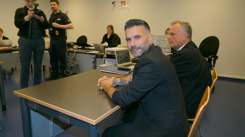 epi-227485608-ACTIONPRESS-FOTO-ONLINE-action-47614735-jpg-Hamburg-Prozessauft