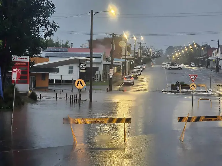 2234edfbf2db5437d1ffee0a63412e74