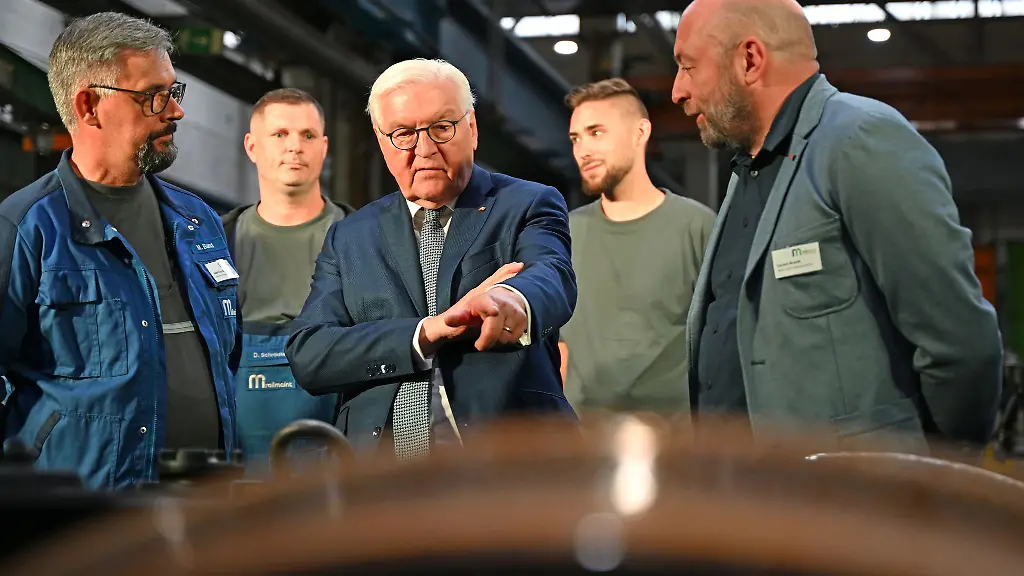 Steinmeier-nach-drei-Amtstagen-in-Delitzsch-begeistert-vor-der-Stadt-und-der-Region