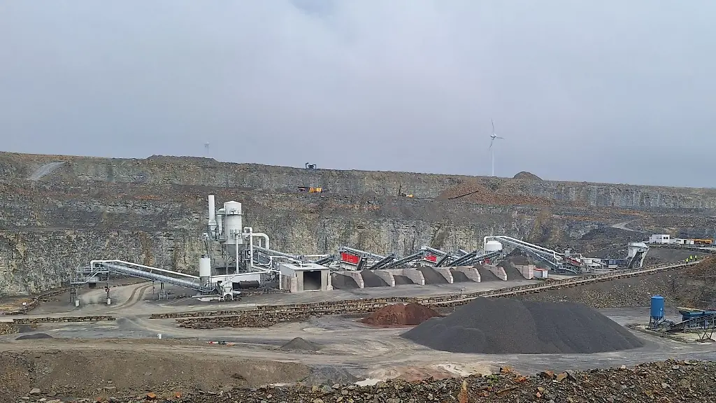 Steinbruch-Eigenrieden-neue-Aufbereitungsanlage-20240919-104834