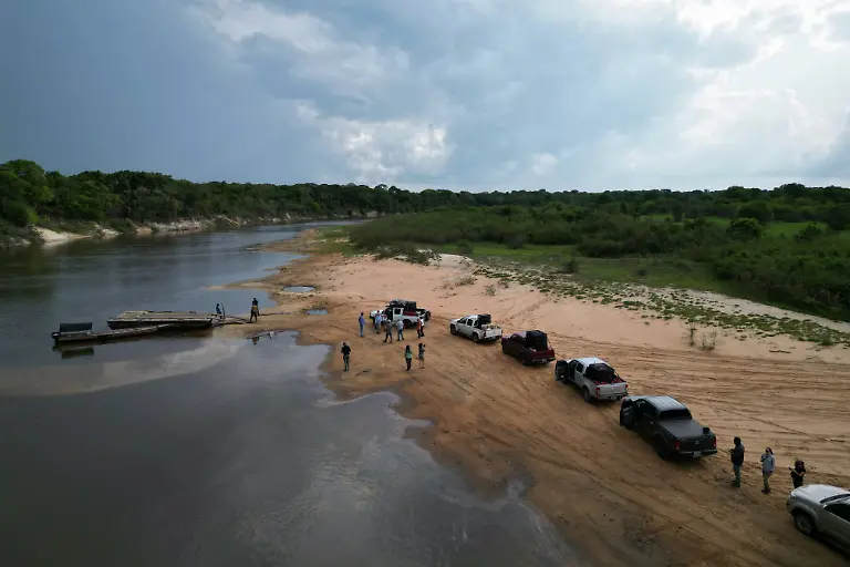 2025-05-19T110759Z-2000980262-RC2GIEAA0JWR-RTRMADP-3-VENEZUELA-ORINOCO-CROCODILES