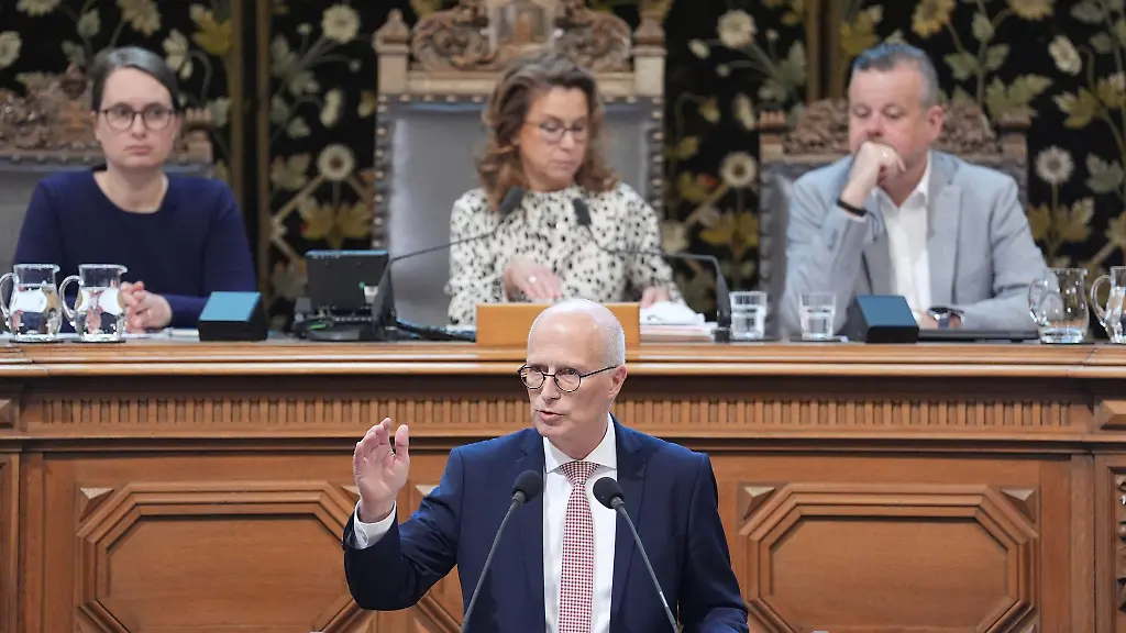 Tschentscher-verspricht-den-Hamburgern-mehr-Wohnungen-Sicherheit-und-Digitalisierung-der-Verwaltung