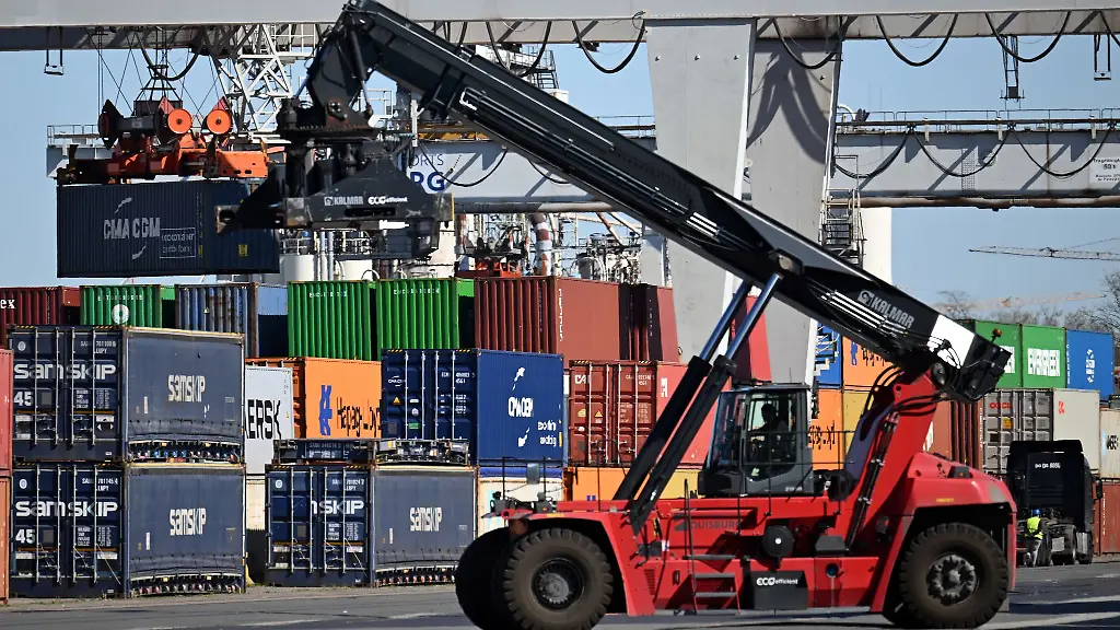 Die-aktuelle-Umfrage-des-Ifo-zum-Auftragsmangel-in-der-deutschen-Wirtschaft-zeigt-leichte-Entspannung