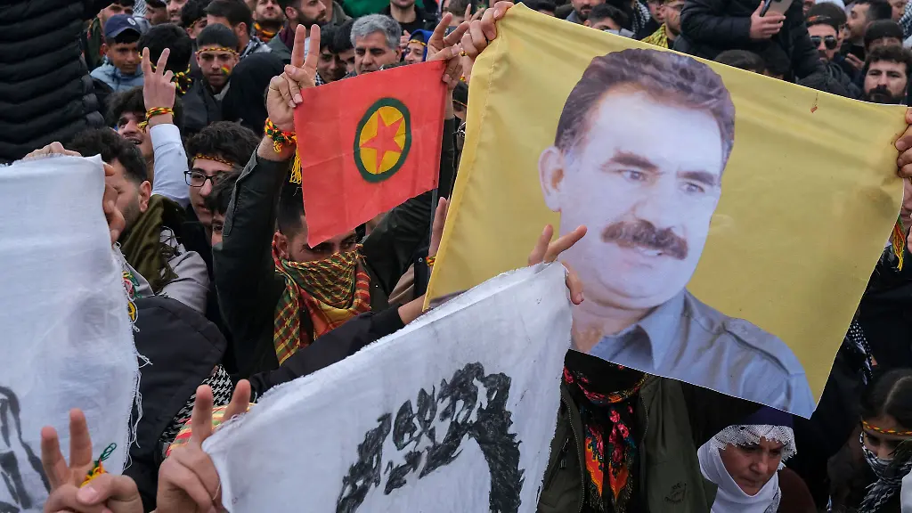 Historische-Erklaerung-Die-PKK-hat-ihre-Aufloesung-verkuendet