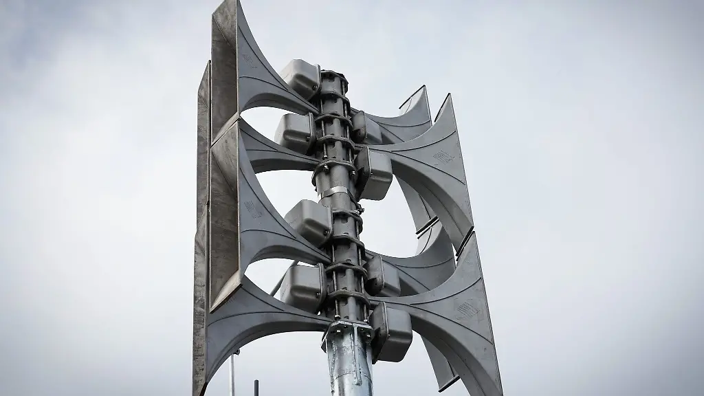 Sirenen-seien-wichtiger-Bestandteil-eines-Mixes-an-Warnmitteln-sagt-Innenminister-Ebling