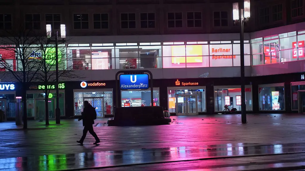Am-Bahnhof-Alexanderplatz-sind-umfangreiche-Bauarbeiten-geplant