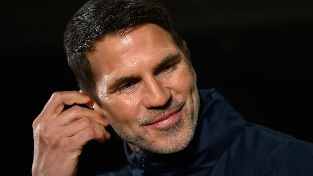 Patrick-Gloeckner-bleibt-Trainer-der-Loewen