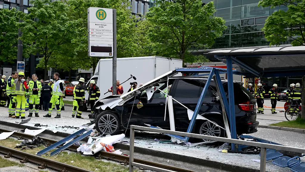 8b25e13d091cfaf15cca68bbb9f2484c