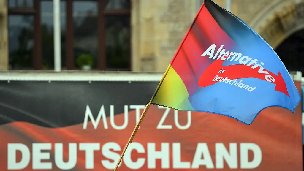 Die-AfD-Landtagsfraktion-in-Sachsen-Anhalt-will-die-Werbekampagne-des-Landes-mit-dem-Slogan-moderndenken-durch-das-Motto-deutschdenken-ersetzen