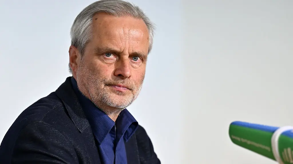 Thueringens-BSW-Fraktionschef-Frank-Augsten-haelt-die-AfD-nicht-fuer-eine-normale-Partei