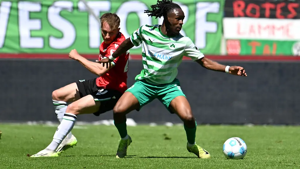 Fuerther-Torschuetze-Noel-Futkeu-r