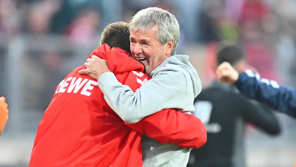 2f23c9b30a1c8c77e952052e2a0a8bec