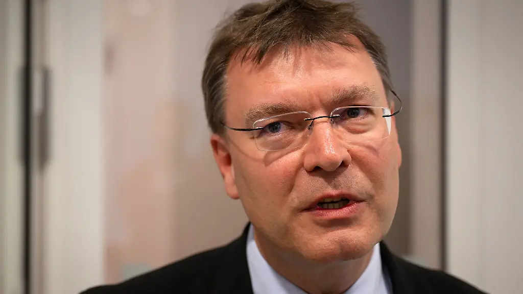 Loest-immer-wieder-Streit-aus-mit-seinem-Abstimmungsverhalten-Der-BSW-Landtagsabgeordnete-Sven-Hornauf