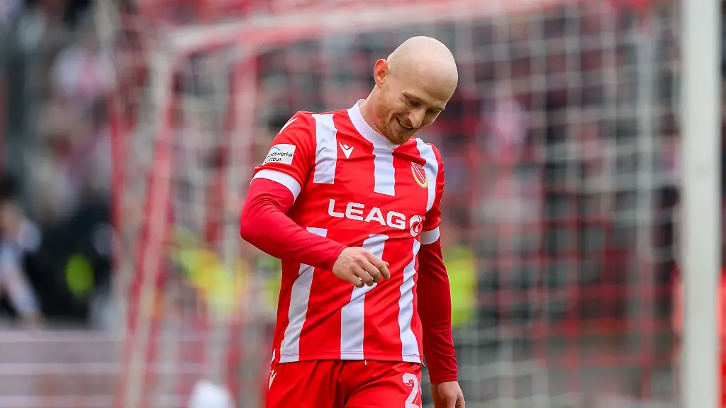 Kurz-vor-dem-brisanten-Duell-mit-Hansa-Rostock-suspendiert-Energie-Cottbus-Maximilian-Kraus