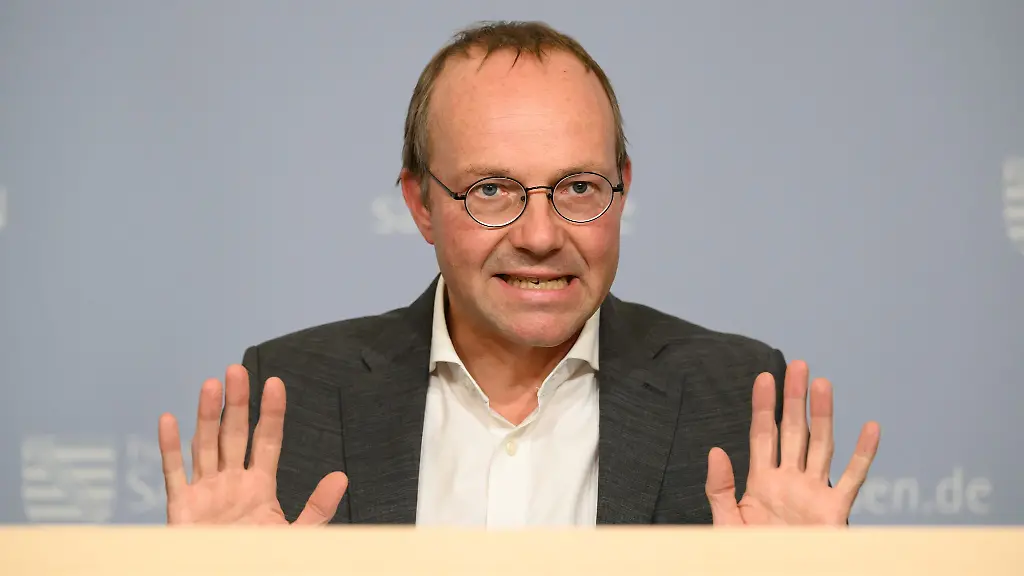 Gruenen-Politiker-Wolfram-Guenther-sieht-Sachsen-in-einer-tiefen-Krise