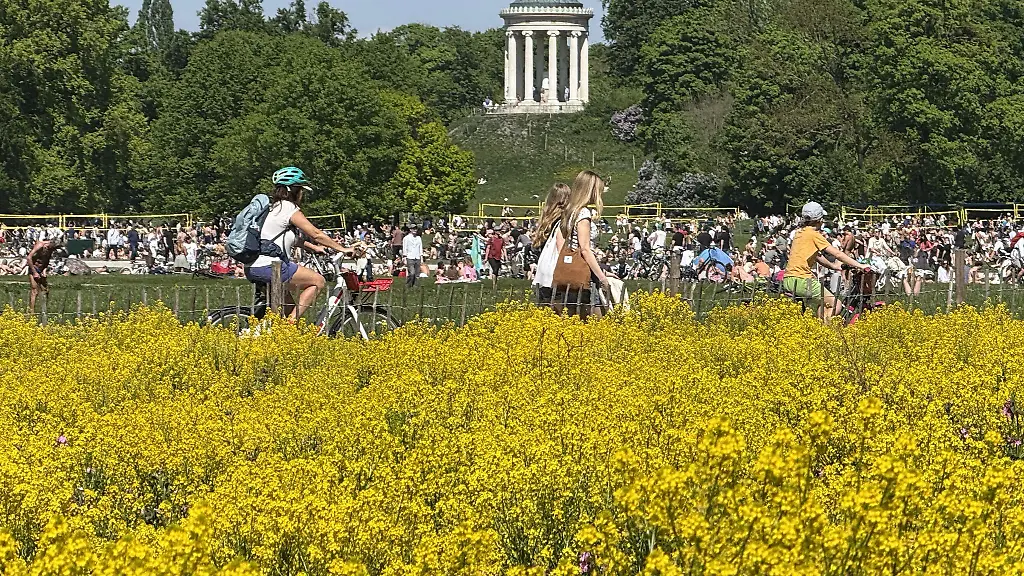 Bei-dem-vorhergesagten-Wetter-lohnt-sich-ein-Spaziergang-im-Freien