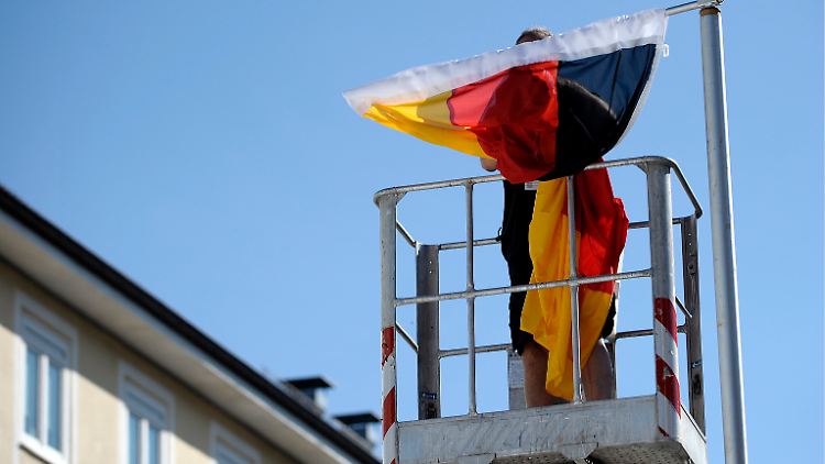 Zerknittert: Auf dem Parkett kam keine Feierlaune auf.