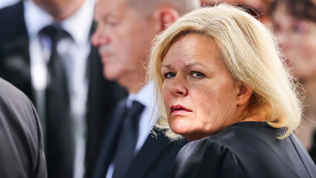 Ex-Innenministerin-Nancy-Faeser-SPD-soll-im-Untersuchungsausschuss-zum-Terroranschlag-von-Solingen-zur-Aufklaerung-beitragen