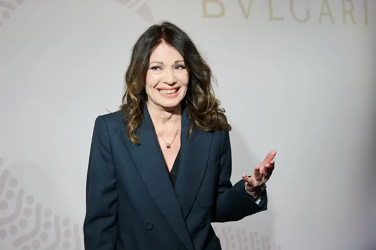 Iris-Berben-unterstuetzt-das-Schuelerprojekt-in-Senftenberg