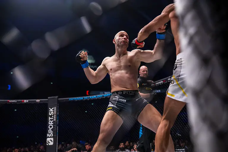 20250405232225-PD1628616286