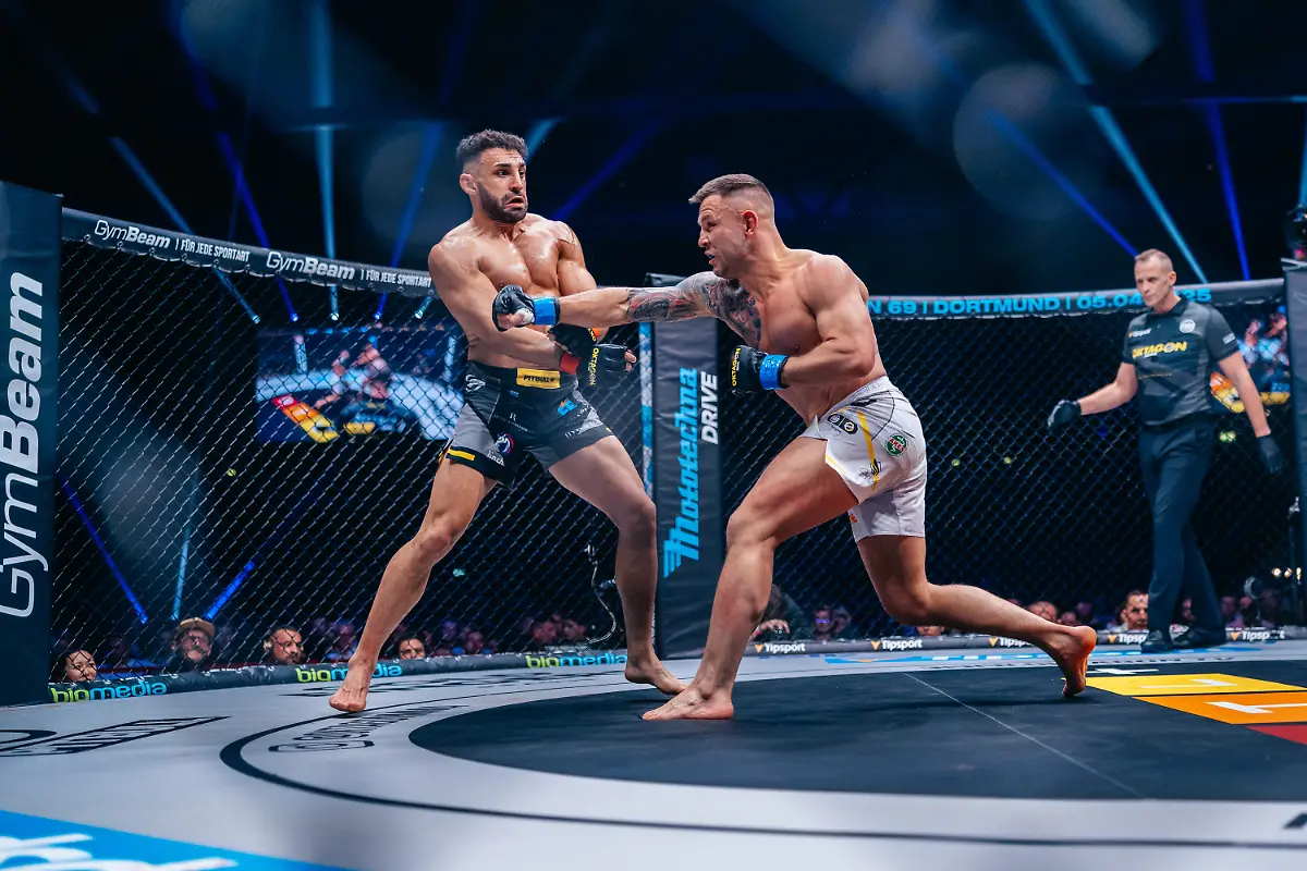 280-B1-02282-OKT68-BLACKART