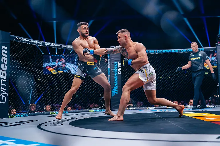 280-B1-02282-OKT68-BLACKART