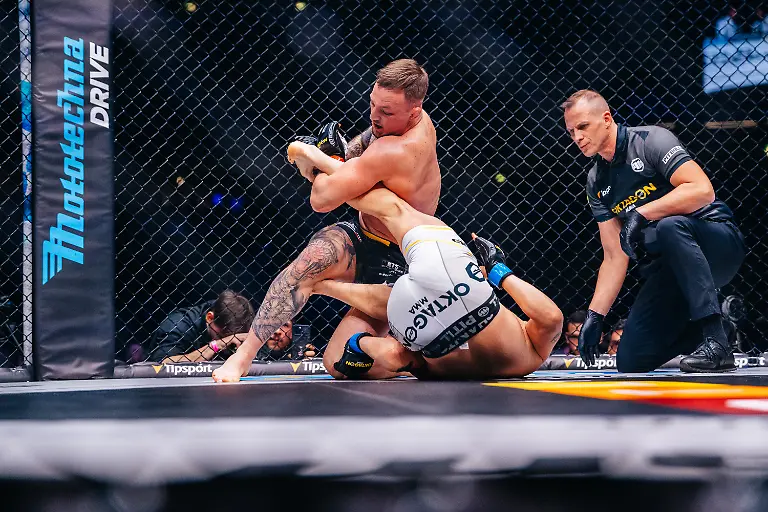 018-B1-08101-OKT68-BLACKART