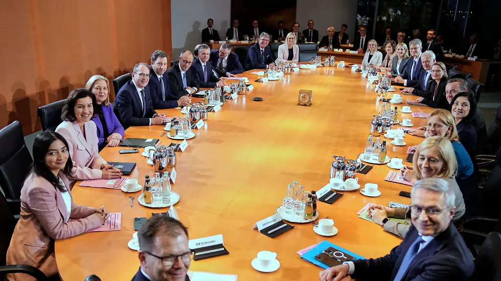 93158139d0791b501ea07e7ebb0841cc