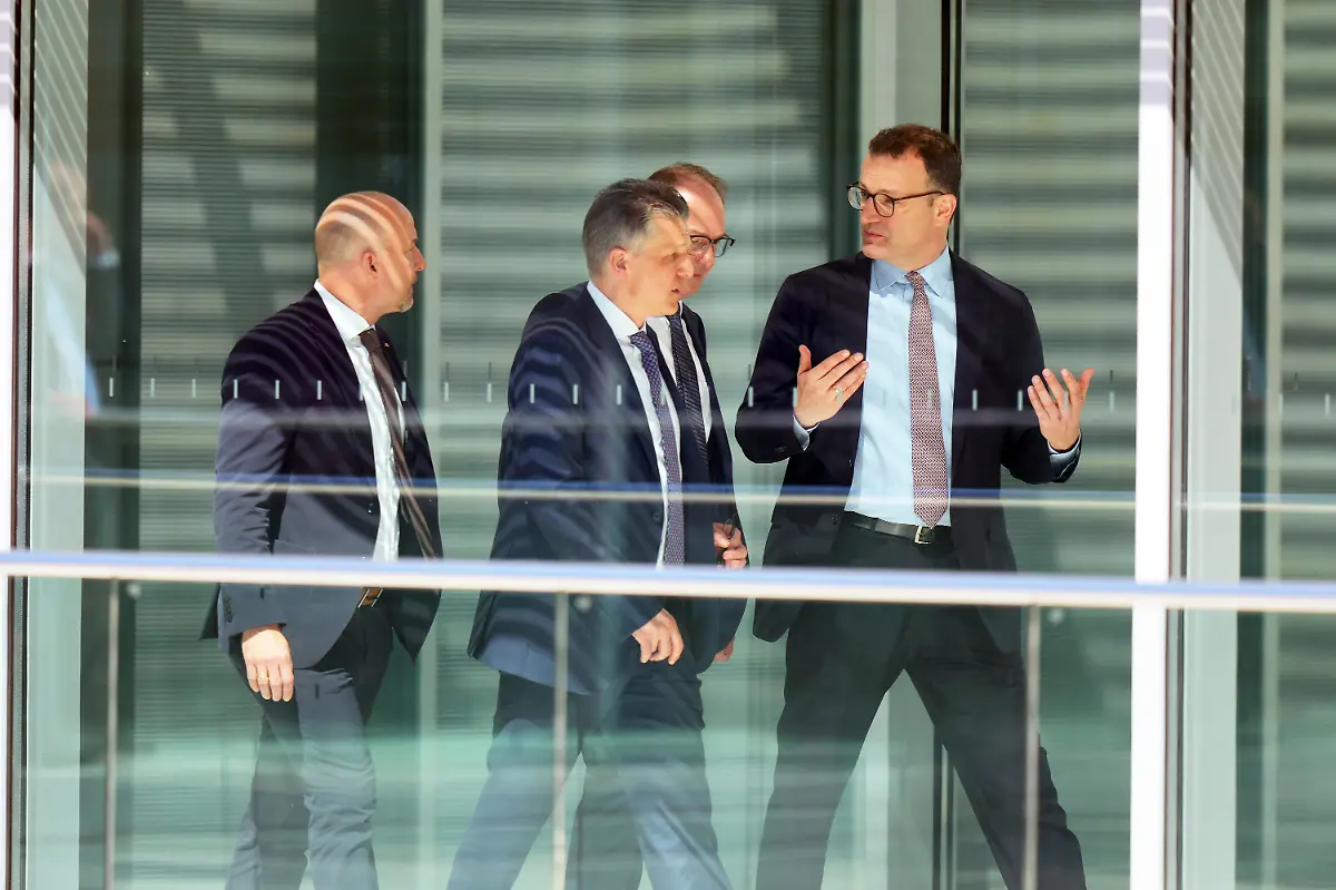 897f0846ac21096395a60a145dc9a9bc