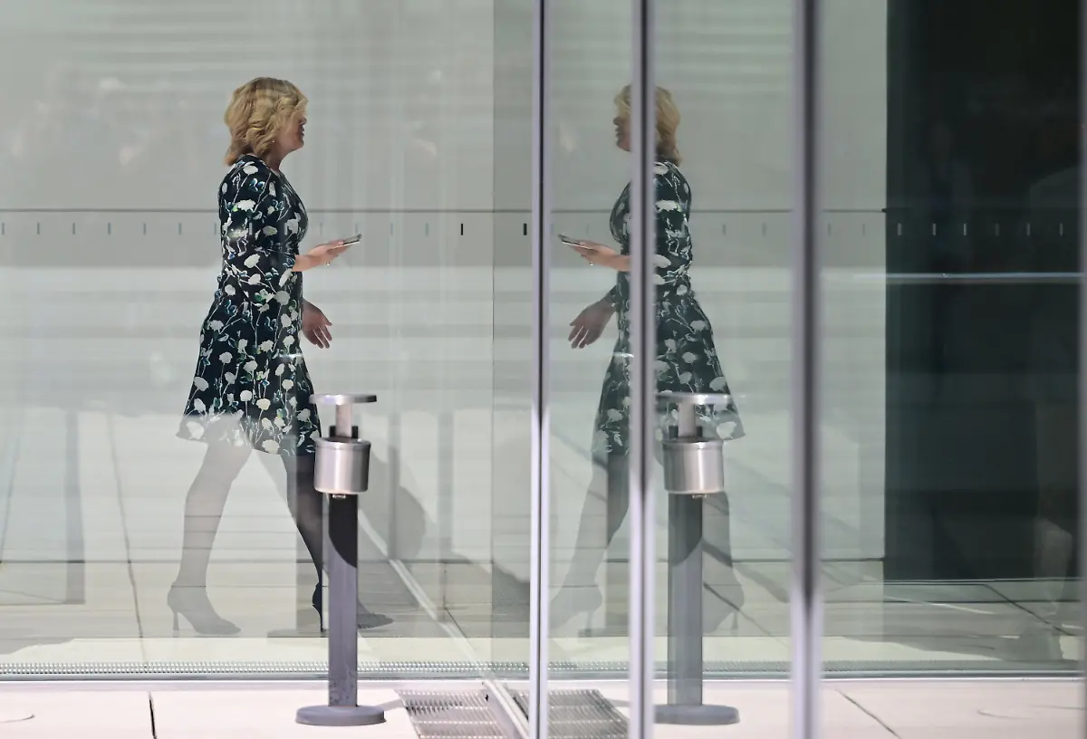 c11b3c0c81eefffe08328d87e562dd01