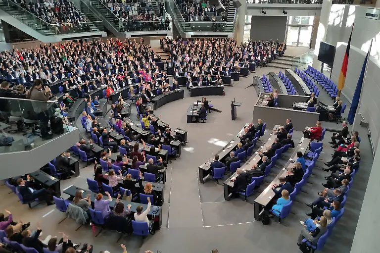 8a50c111a437c5376bff76a38560420f