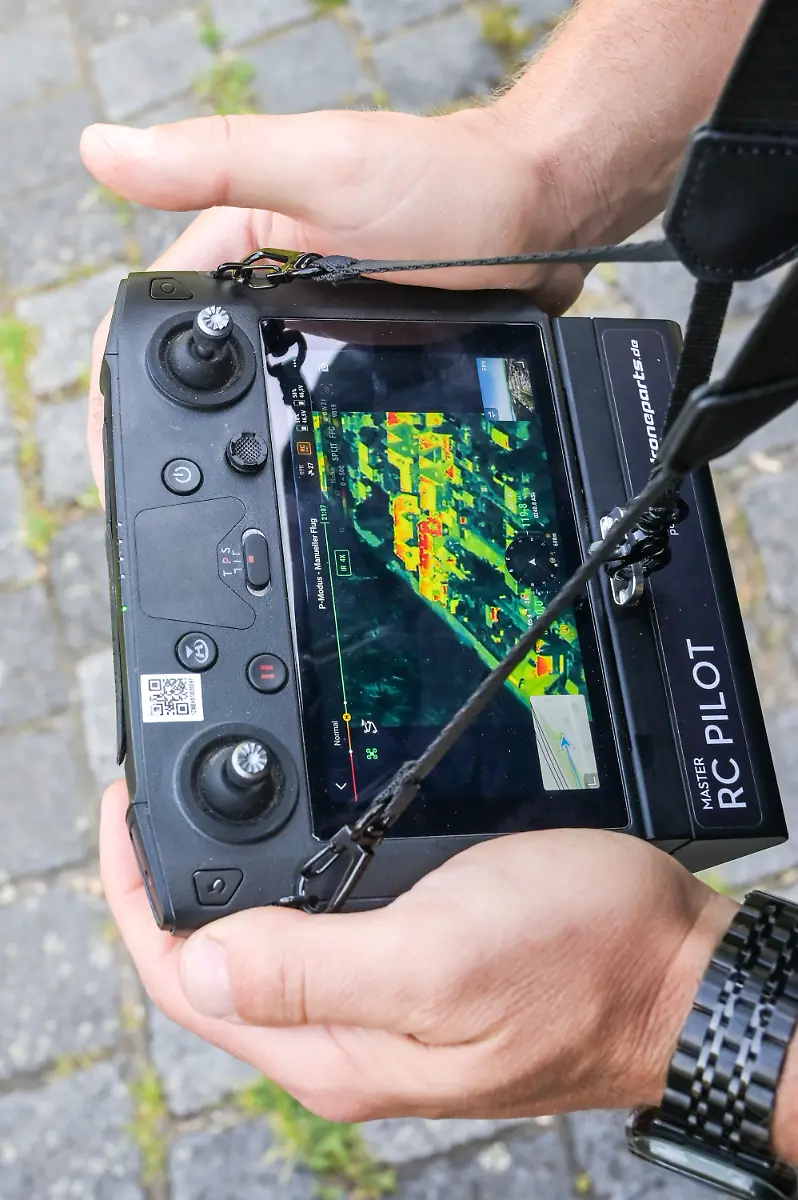 2bbd77c5c241bfa559bf9ee87f5af8a4