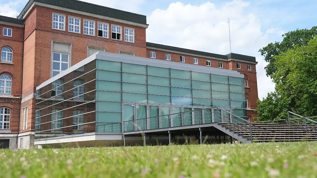 In-einem-Antrag-fuer-die-kommende-Landtagssitzung-fordern-die-Sozialdemokraten-konkrete-Konzepte-fuer-Investitionen