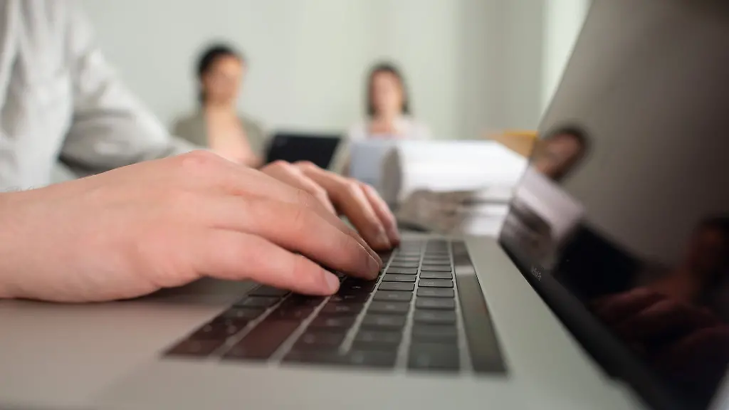 In-Deutschland-arbeiten-im-EU-Vergleich-besonders-viele-Menschen-in-Teilzeit-vor-allem-Frauen