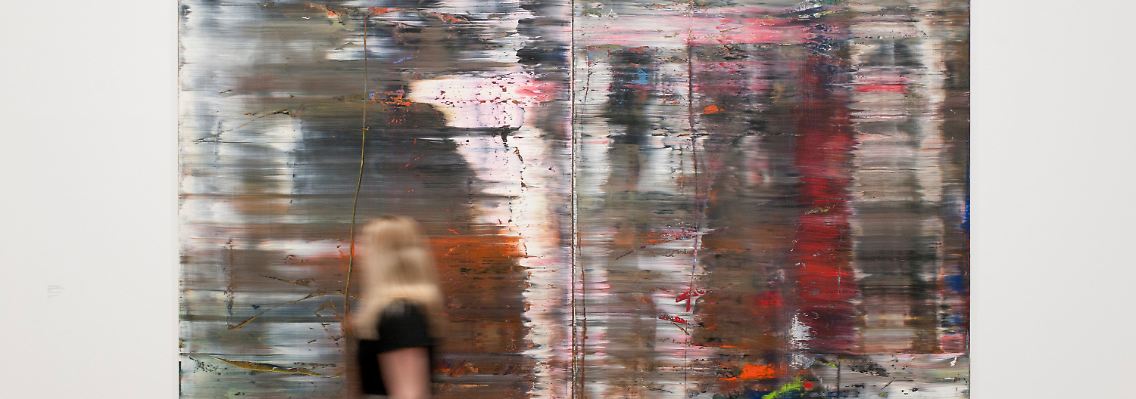 Die Ausstellung mit dem Titel "Gerhard Richter: Panorama" will die Karriere Richters nachvollziehen. Foto: "Abstraktes Bild" von 1990.