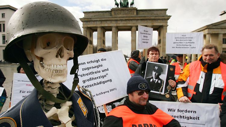 Viele Radaropfer kämpfen seit Jahren um Entschädigungen.