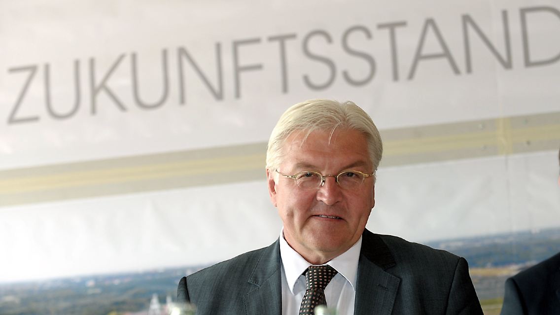 Steinmeier beginnt in Herten seine "Deutschland-Reise", mit der er für seinen "Deutschland-Plan" werben will.
