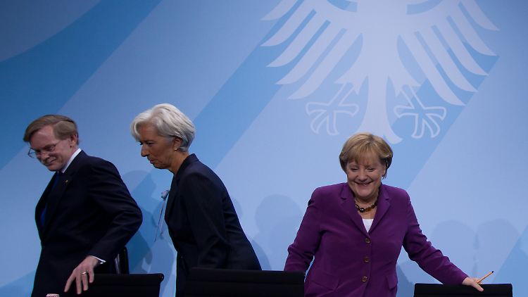 Klar ist hier noch gar nichts: Zoellick, Lagarde, Merkel und Gurria (vl) treffen sich in Berlin.