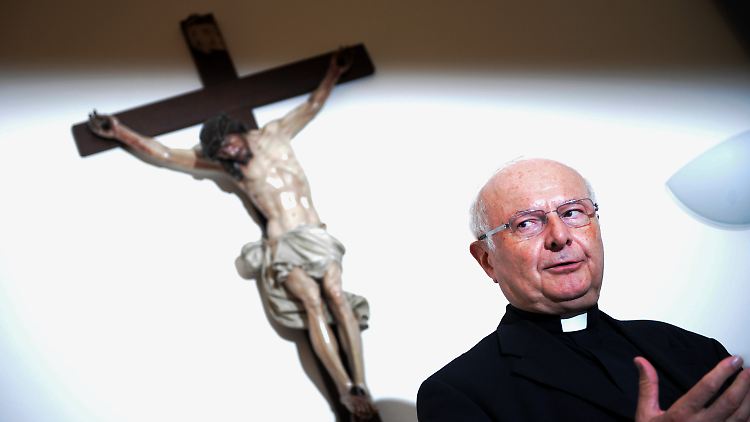 Vorsitzende der Deutschen Bischofskonferenz, Robert Zollitsch, denkt an die Verlagsmitarbeiter.