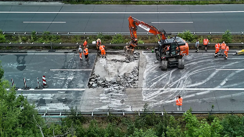 Verwunderlich Staumelder A5 Hessen Bild