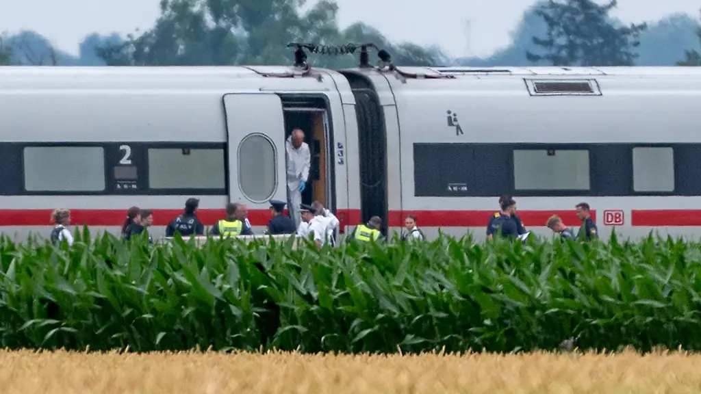 ea88845ddb489ee5e9389784b9ff3e7e