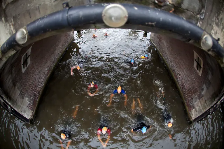 2013-09-08T120000Z-1765586460-GM1E9981T3P01-RTRMADP-3-AMSTERDAM